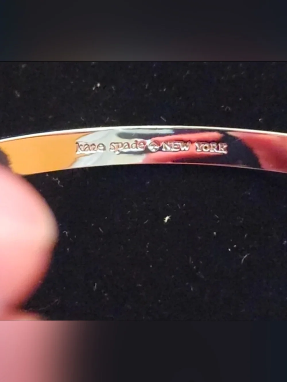Kate Spade New York 'Take a Bow' Silver Tone Bangle Bracelet 2.5" - Picture 6 of 8